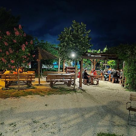 Marina Park Μοτέλ Vama Veche Εξωτερικό φωτογραφία